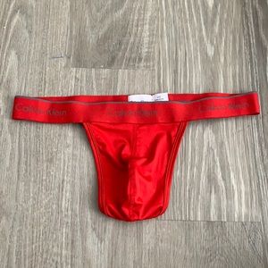CALVIN KLEIN MEN’S MICROFIBER THONG (LARGE)